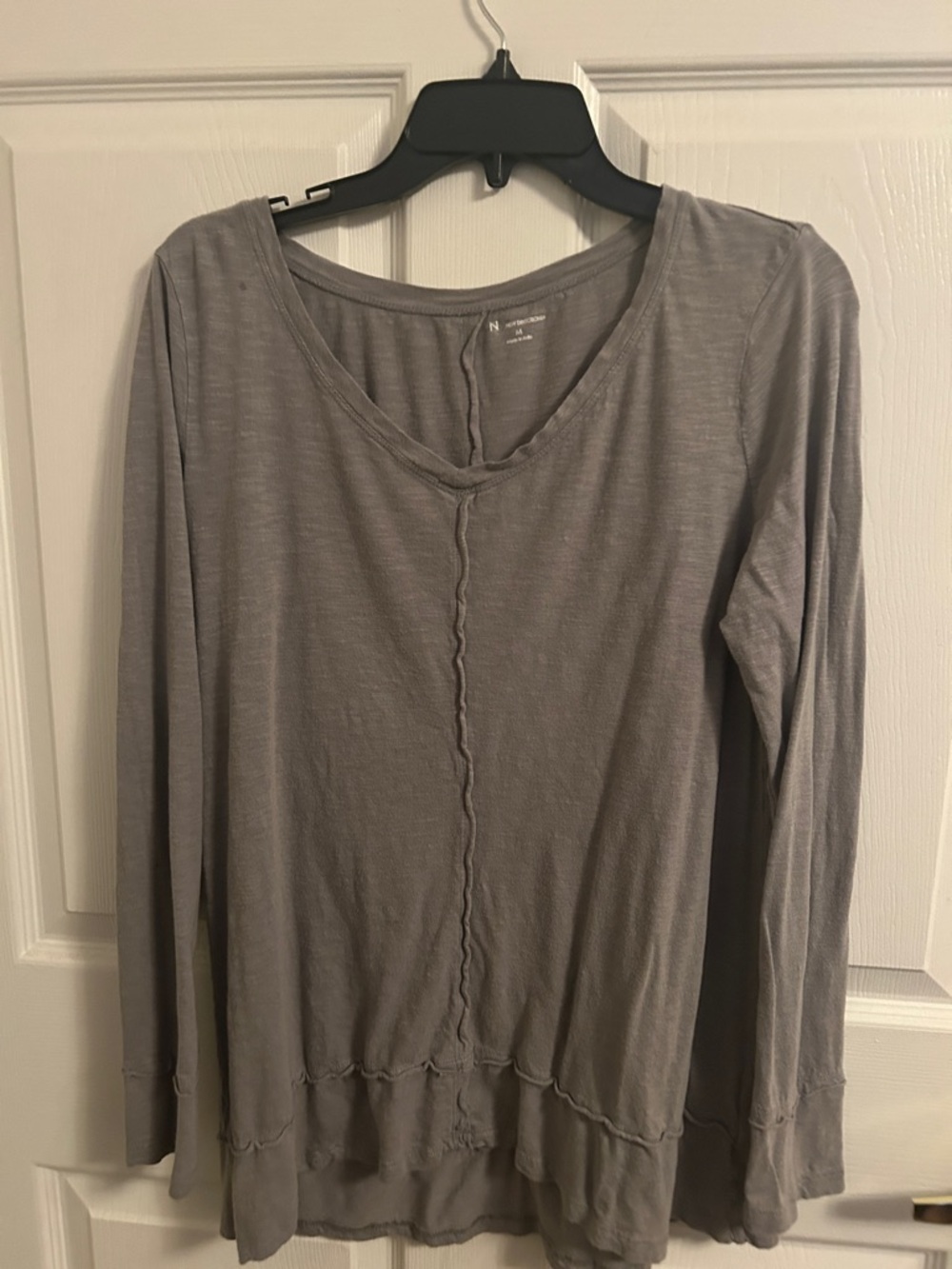 new directions Gray Long-Sleeve Seam-Trim Tee